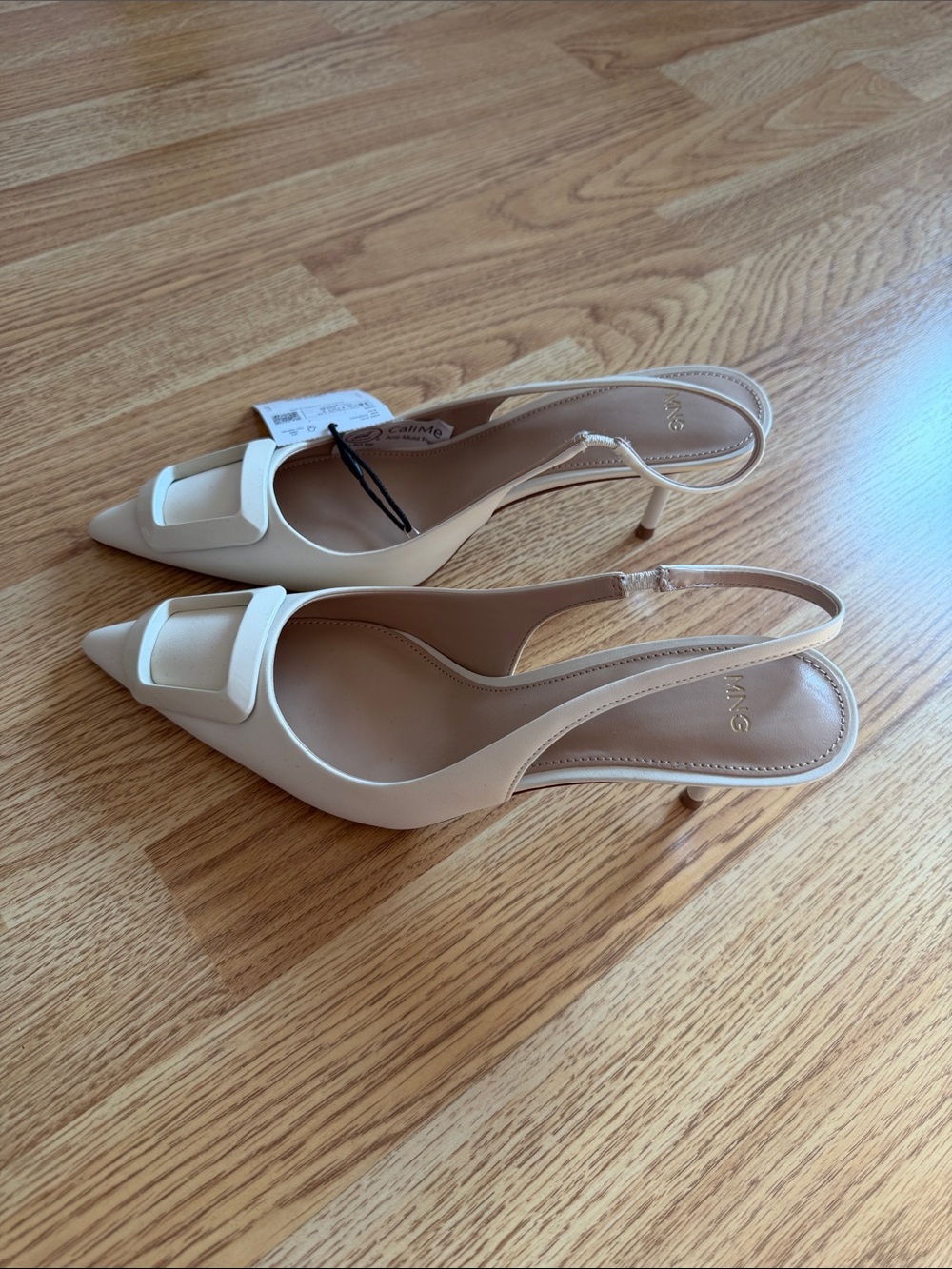 NWT Mango Classic Ivory Slingback Pointed Toe Heels